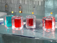 5 Things Not To Say To A Barmaid - And 2 Things You Should!