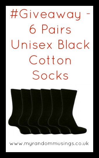 #Giveaway - 6 Pairs of Unisex Black Cotton Socks from Heat Holders