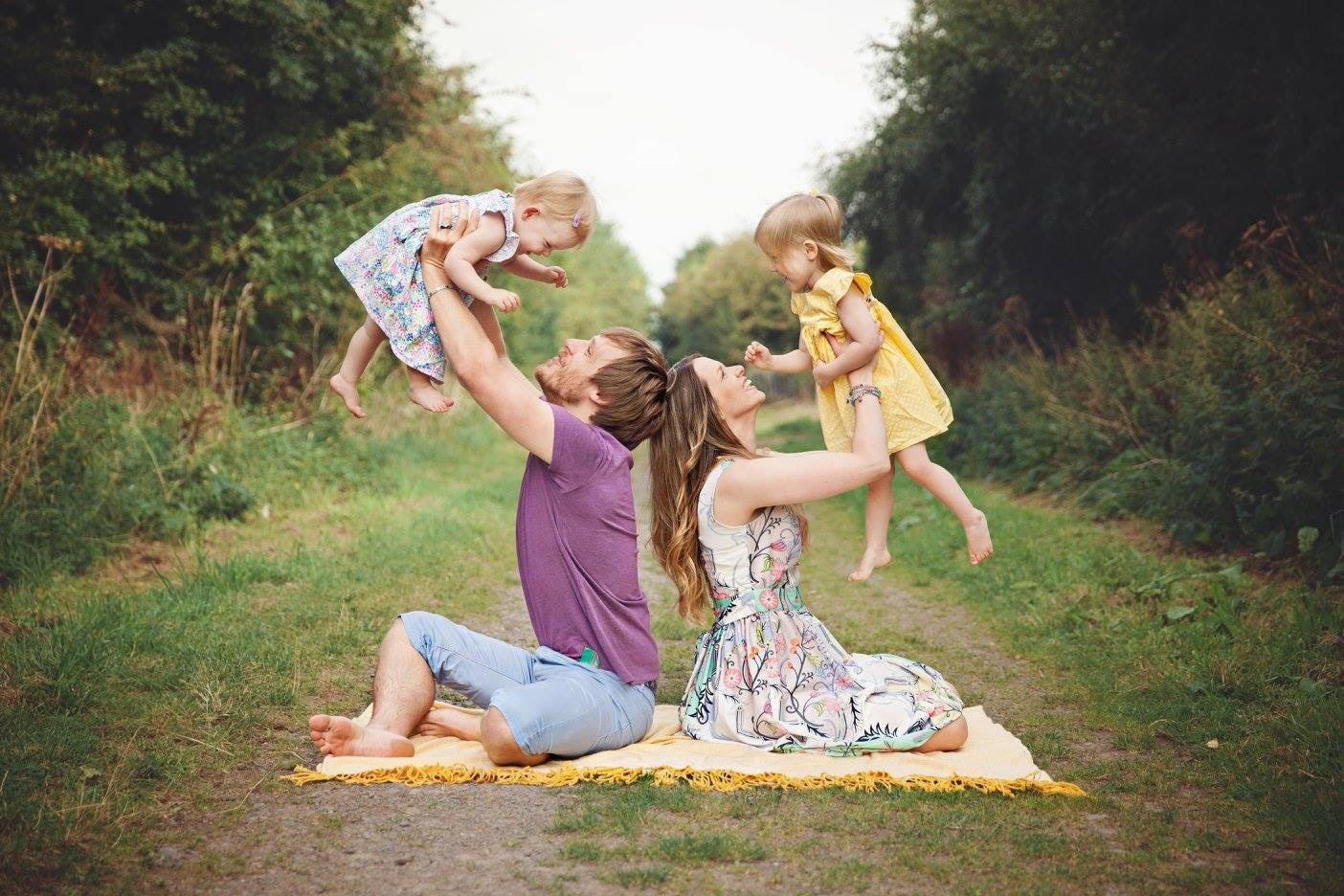 Mummy 2 Twindividuals blog logo