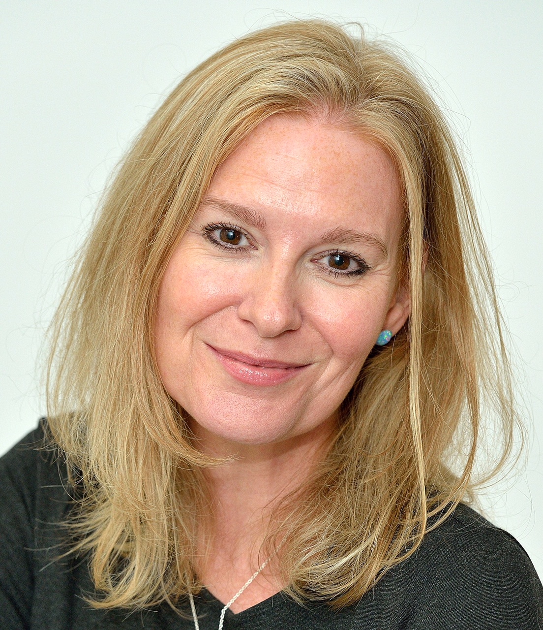 Photo of Kerensa Jennings, author of Seas of Snow