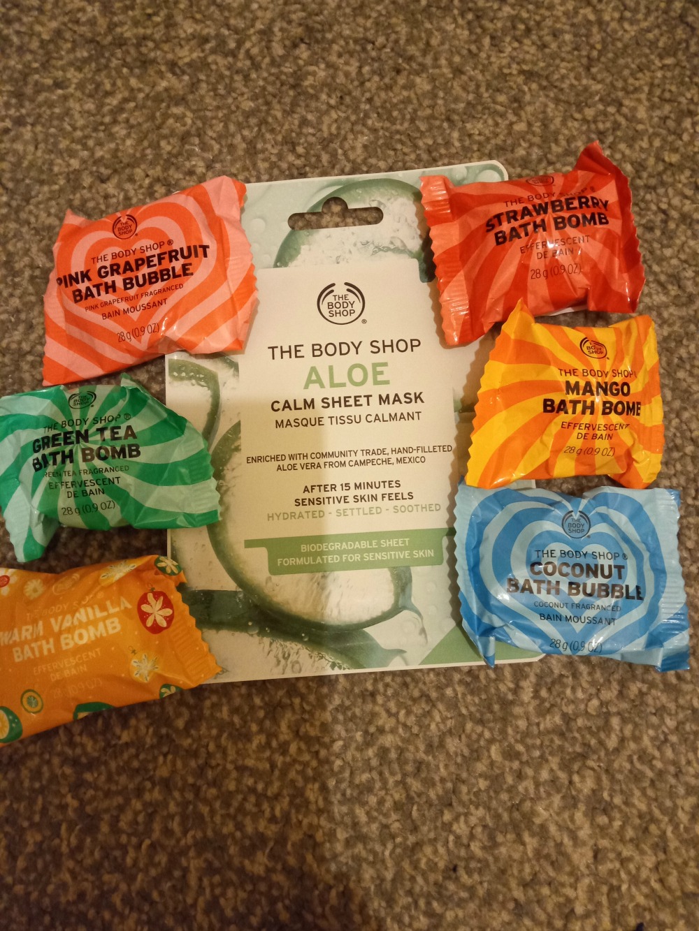 Giveaway prize (items listed above the pic)