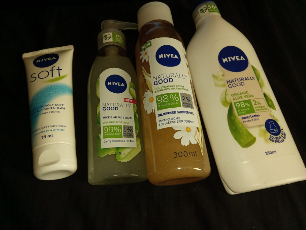 Nivea set, items listed below