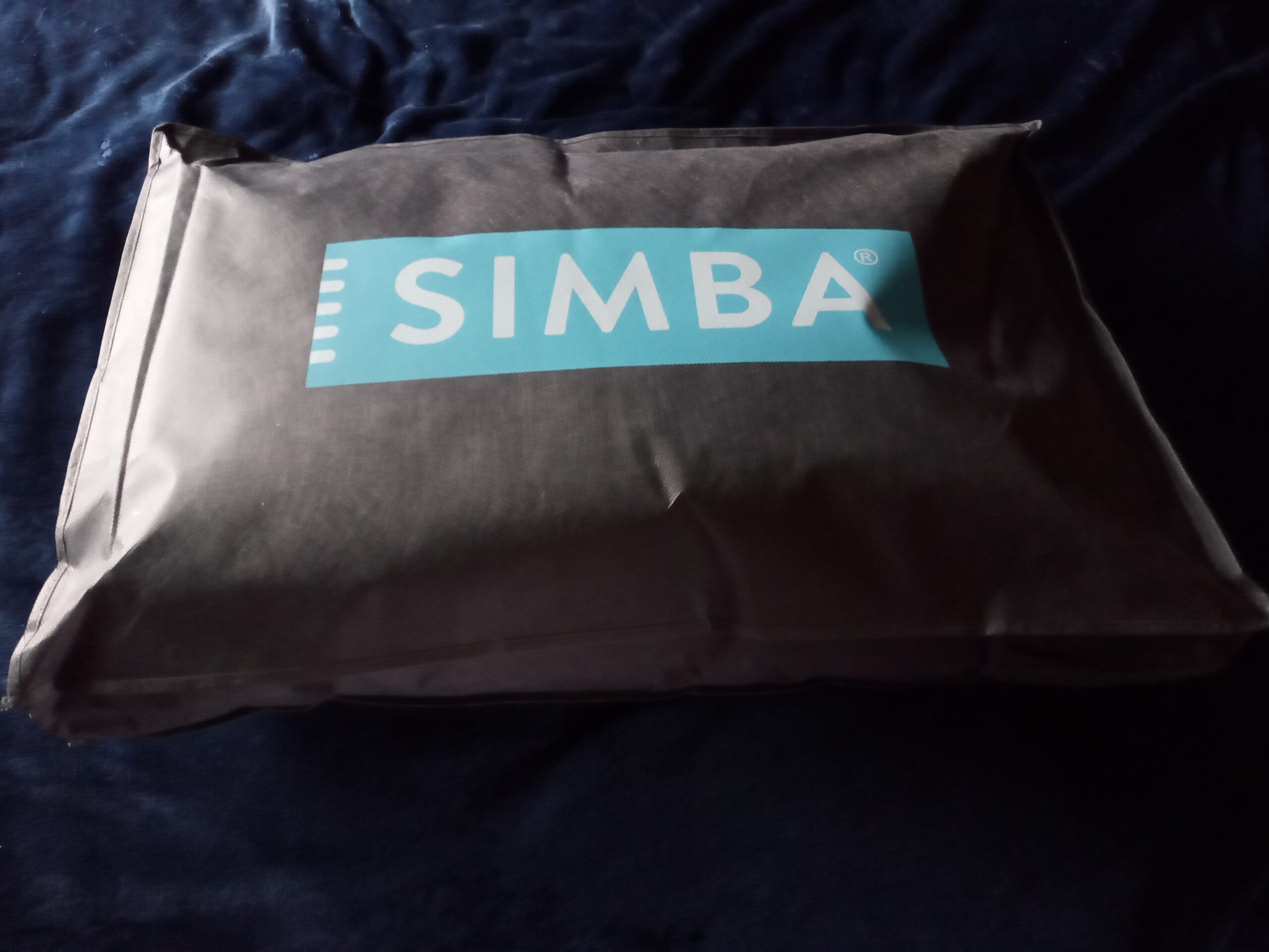 SImba Hybrid Firm Pillow carry bag