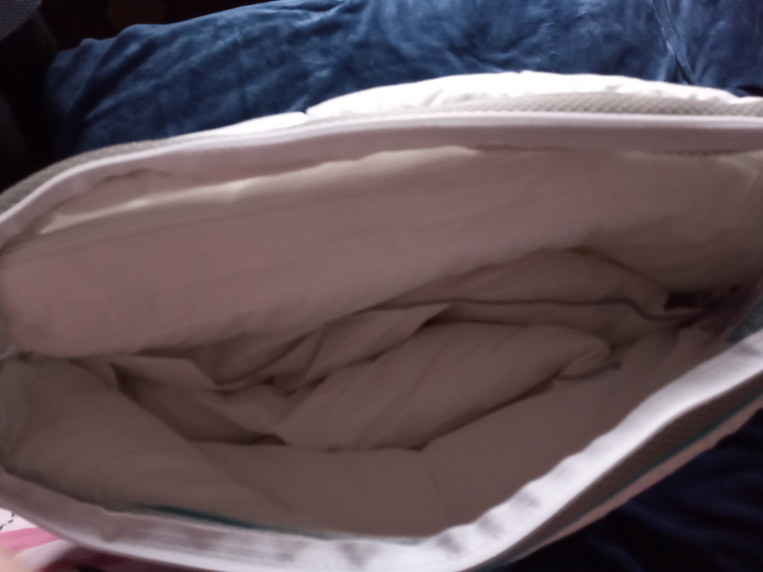 SImba Hybrid Firm Pillow three inner layers