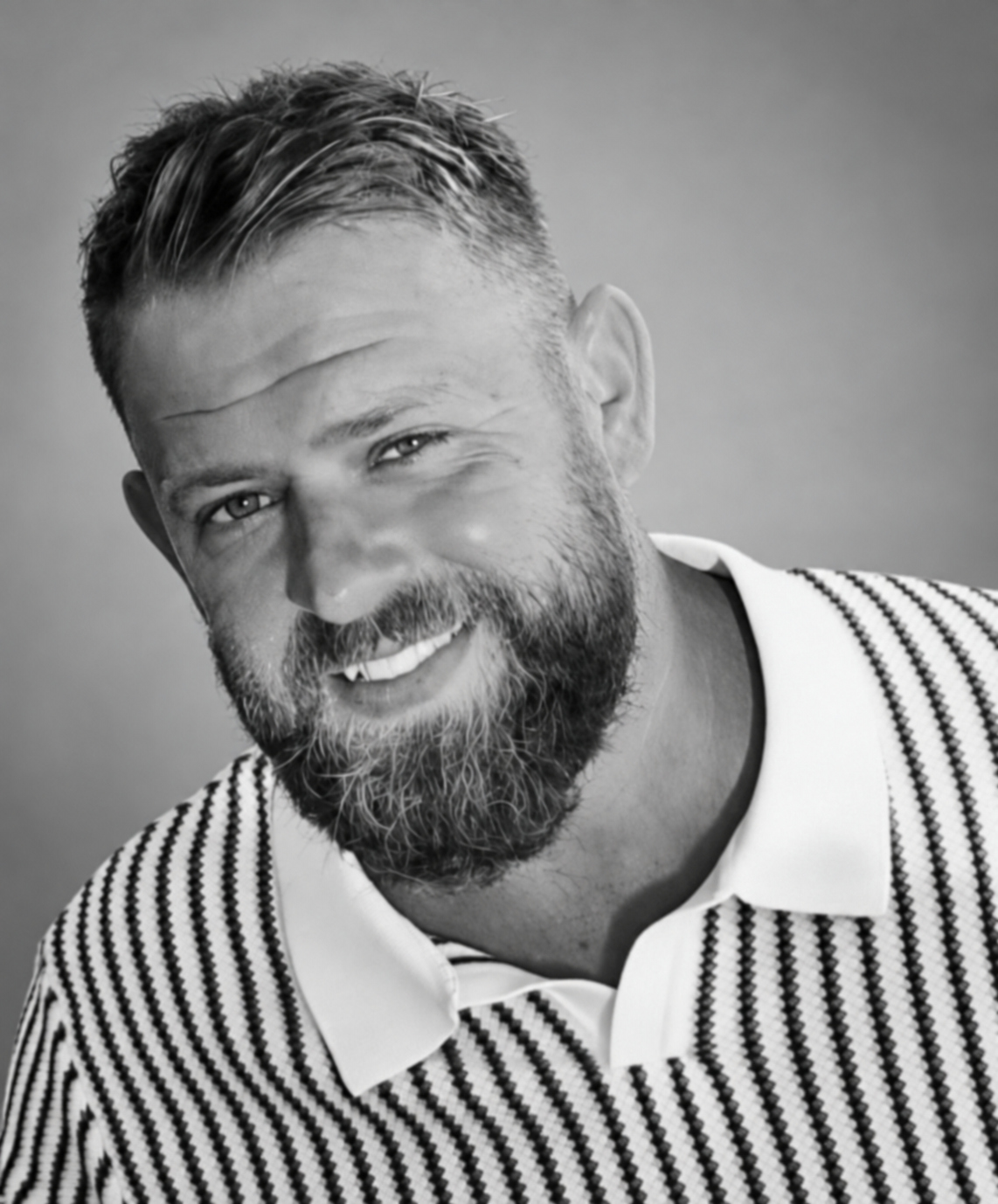Author Christian Meddelton